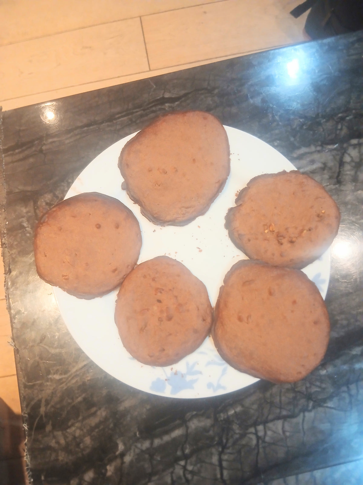 NYC Style And Thin Cacao Cookies